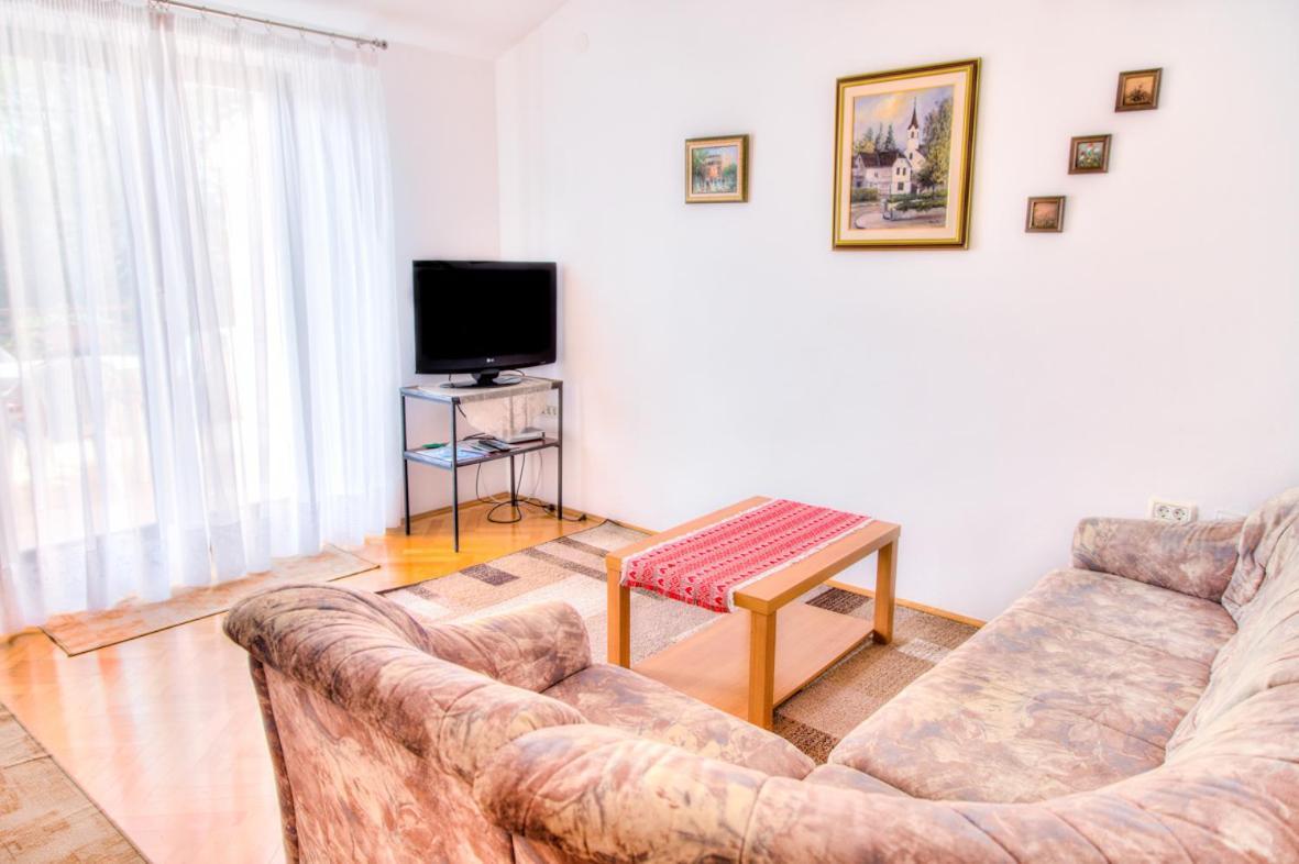Apartment Josip 2011 Fažana Esterno foto