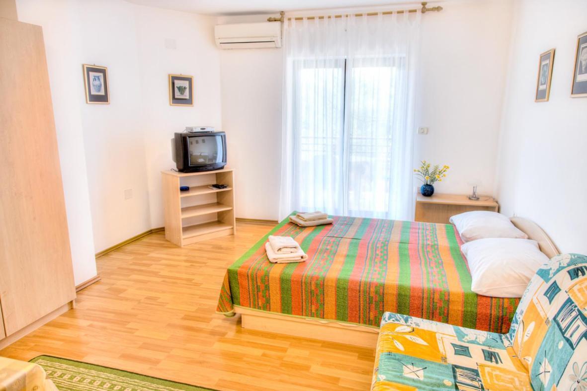 Apartment Josip 2011 Fažana Esterno foto