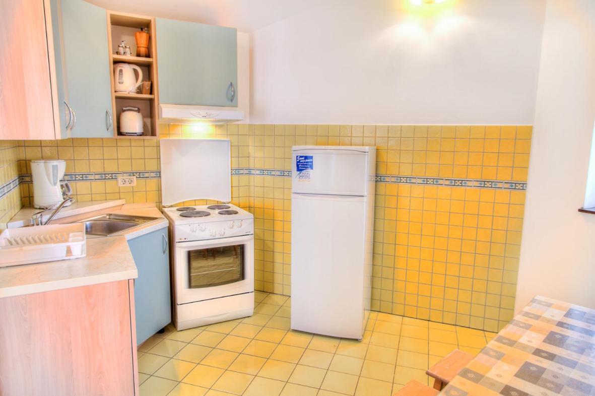 Apartment Josip 2011 Fažana Esterno foto